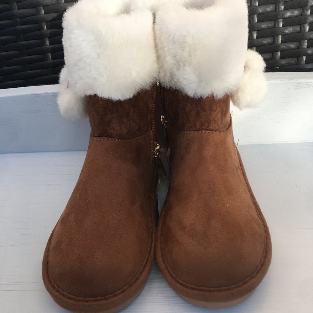 Boots Michael Kors Girls size 10 New Without Box - Tag  FREE SHIPPING